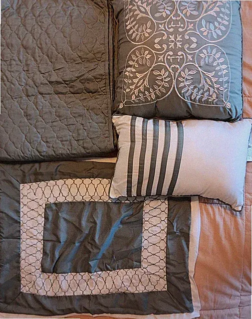 Bedding Set Twin Coverlet 66x88" Sham 21x27" Oblong 12x18" Square Pillow 18" Lot