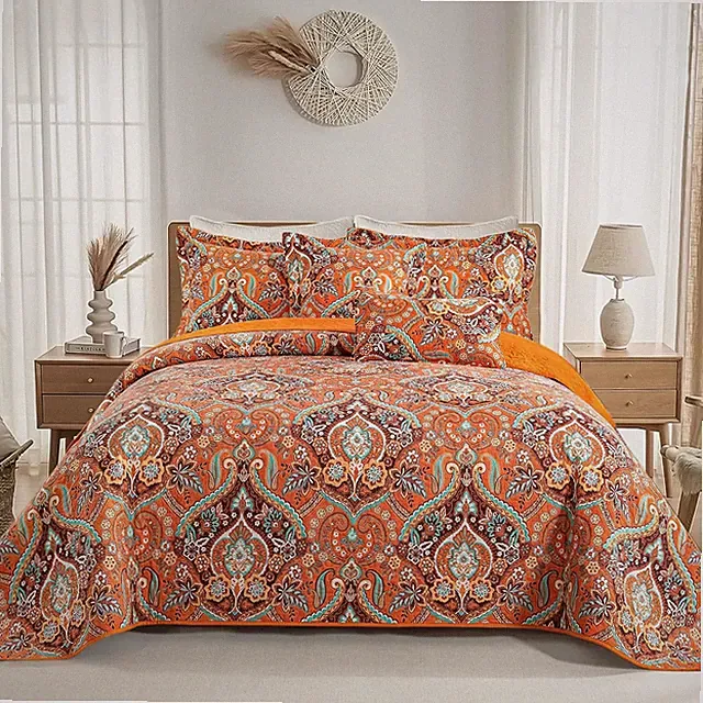 Bohemian Damask Queen Size Cotton Quilt Set - Lightweight Bedspread (Light Orang