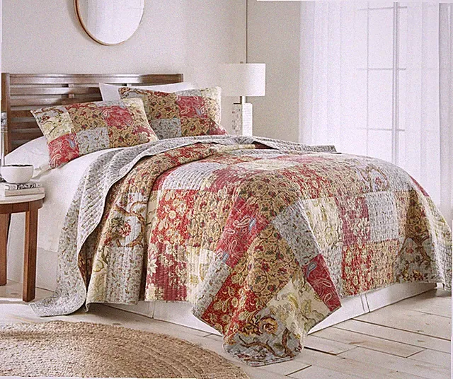 Leslie Floral Pre-Washed Bedspread Coverlet Patchwork Cotton Quilt