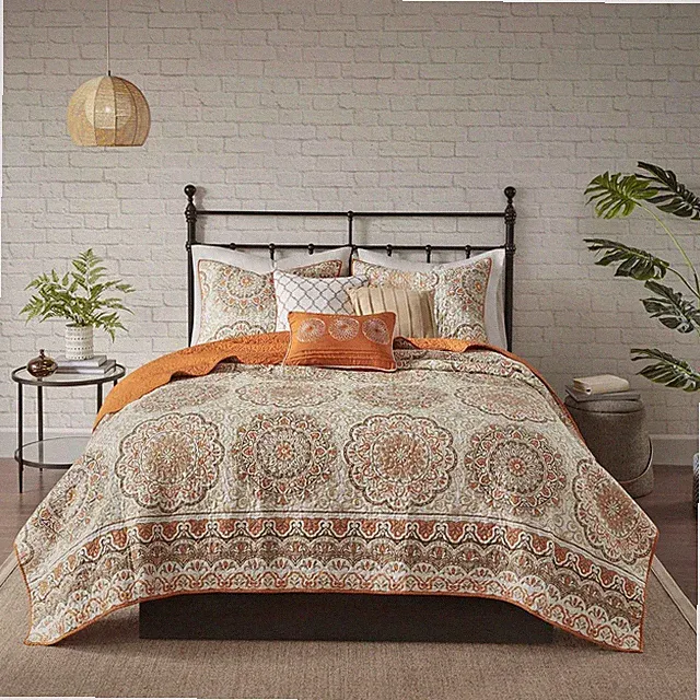 Madison Park Tangiers Lightweight King/Cal King Quilt Bedding Set Orange 6-Pc.