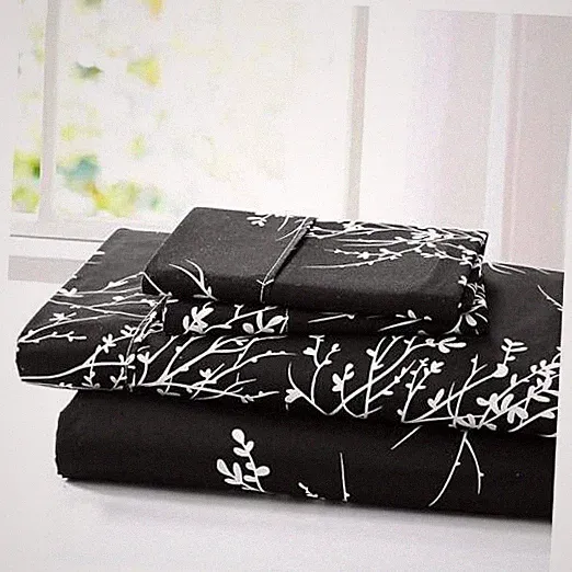 Size Sheets Set - Pure Microfiber 4 Piece Polyester Bed Full Black/White